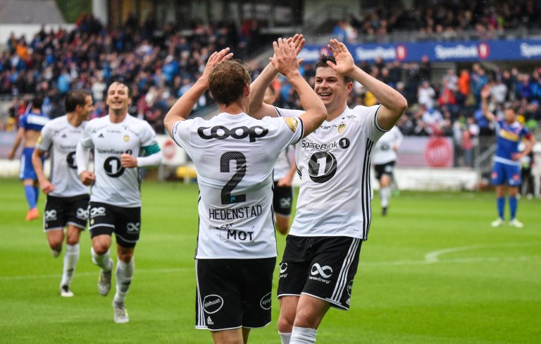 DOBBEL HEDENSTAD: Høyrebacken scoret RBKs to siste mot Sandefjord. Kampen endte 5-1.