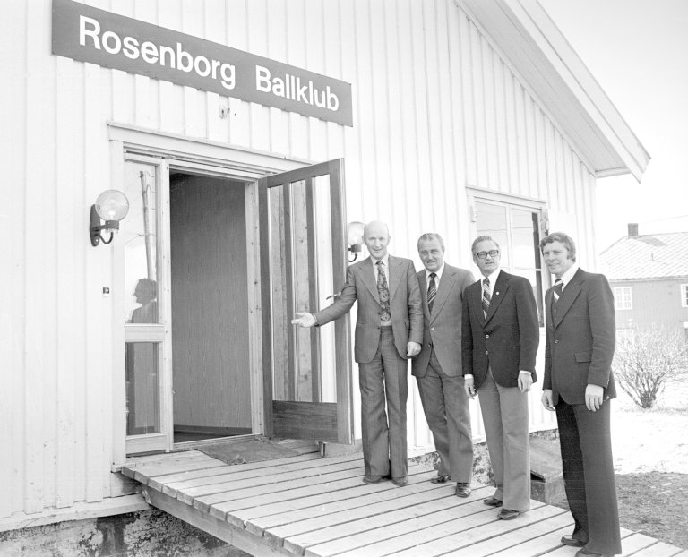 1978 - Åpning av Brakka. F.v. Tor Haugan, Rolf Maaø, Olav Wang og Egil Nygaard. Foto Ivar Mølsknes, Adresseavisen