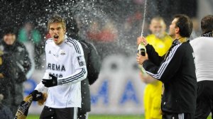 henriksen strand champagnejubel