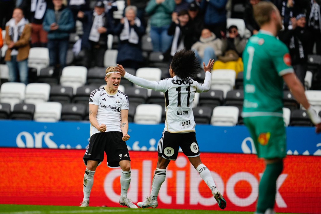 Olaus Skarsem sendte Rosenborg foran etter et kvarter! Jayden Nelson skulle selv komme på scoringslisten senere i kampen.