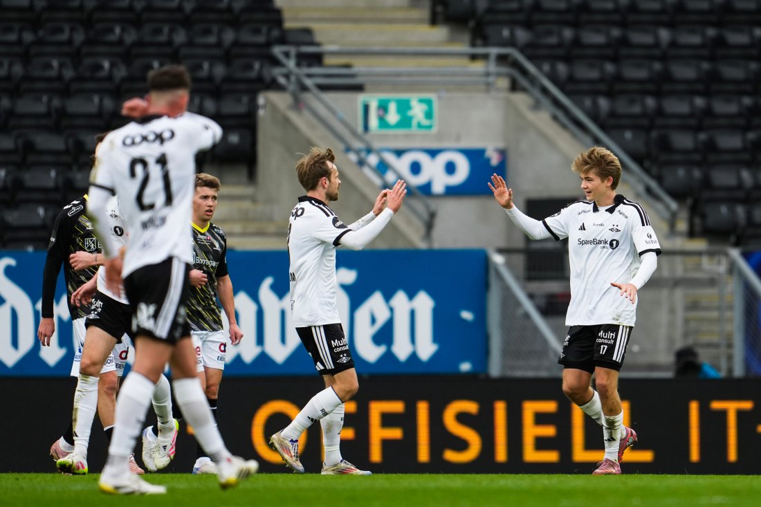 I GANG: Mads Bomholt satte inn 1-1 på nydelig vis etter en glimrende målgivende av Iver Fossum.