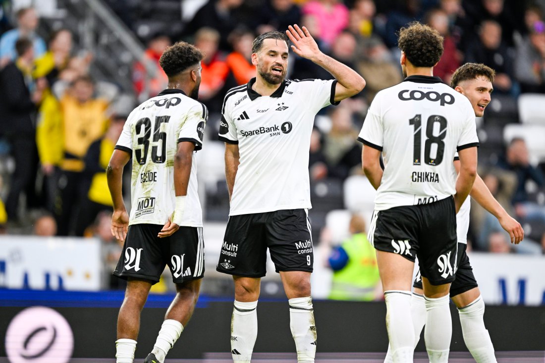 UTLIGNET: Dino Islamovic kranglet inn 1-1 seks minutter før pause.