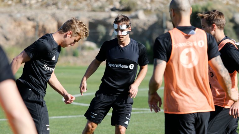 Mike Jensen maske.jpg