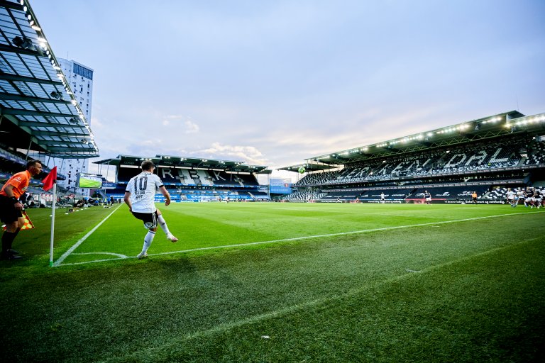 Prakt-innhopp av Helland som rakk å score ett mål og få to målgivende på 32 minutter.