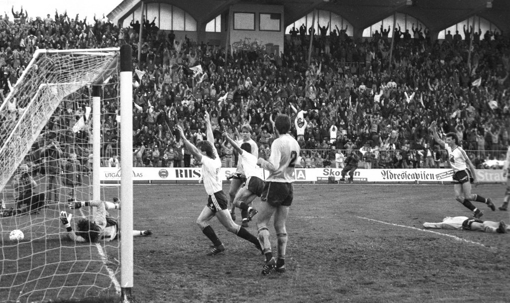 Trond Sollied avgjør seriefinalen i 1985. - Det var rett og slett magisk, sier Brandhaug.