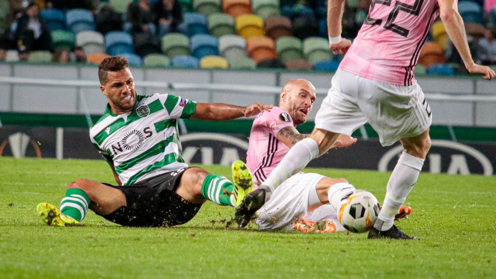 Résultat de recherche d'images pour "sporting rosenborg"