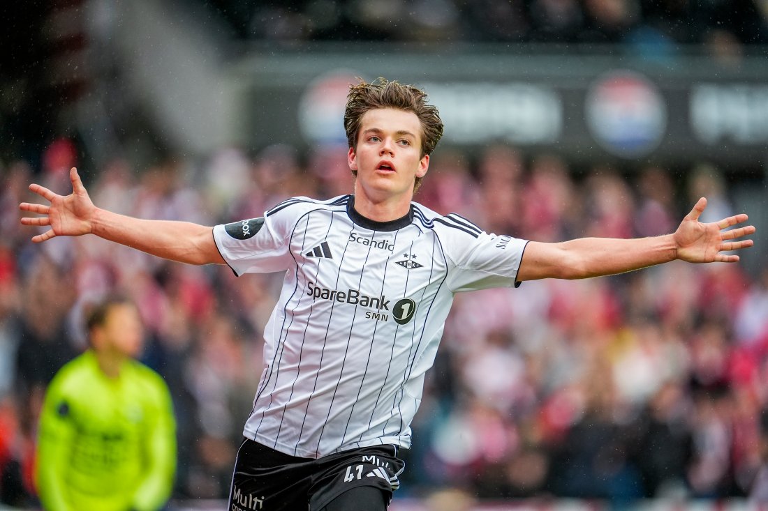 Sverre Nypan er en av 15 egenutviklede spillere med spilletid for Rosenborg i 2025. 18-åringen tok stegene opp fra SalMar akademi og opp på A-laget, før han ble solgt til Manchester City for en norsk rekordsum i sommer.