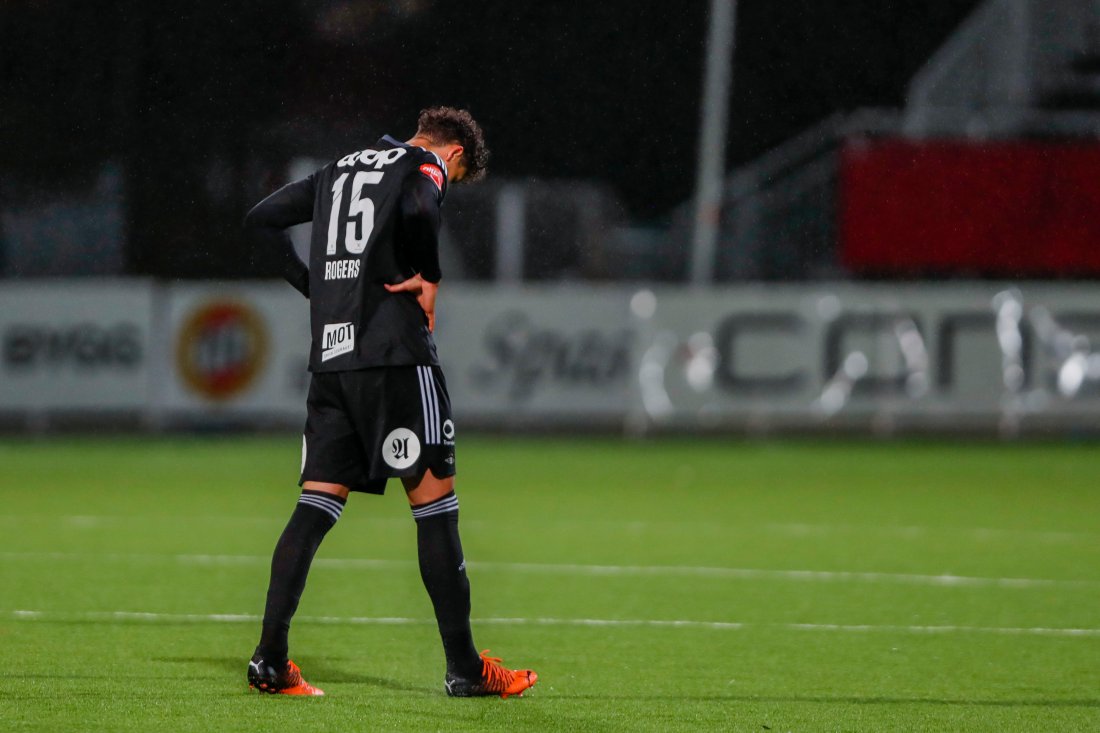 Sam Rogers sørget for 3-2 til RBK før pause, men måtte innse nederlaget på overtid. Foto: Rune Stoltz Bertinussen / NTB