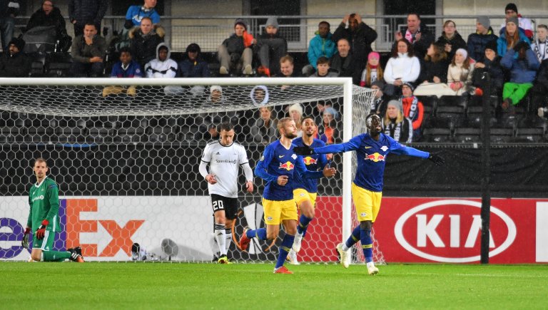 André Hansen gjorde flere gode redninger, men måtte se at Jean-Kevin Augustin satte inn 0-1.